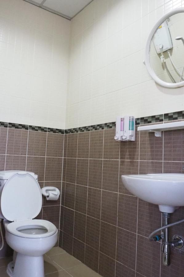 Uh Hostel Бангсен Екстер'єр фото